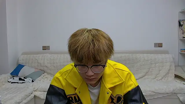 Snapshot of KK-cuteboy chatting on 20, 2, 2026 KK-cuteboy online show from 20, 2, 2026