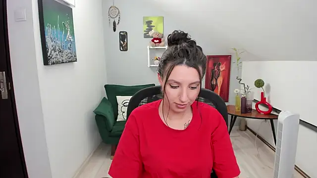 Snapshot of BettyJamess chatting on 15, 10, 2025 BettyJamess online show from 15, 10, 2025