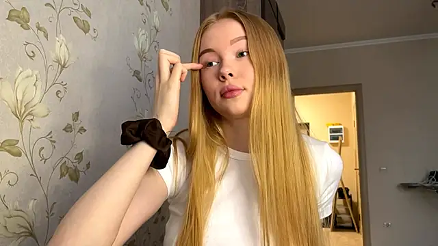 RaguelNicksons online show from 20, 10, 2025