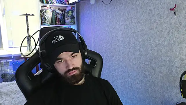 Nik Namee online show from 3, 12, 2025