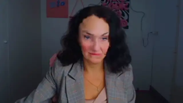 Rosie Rosee online show from 8, 4, 2026