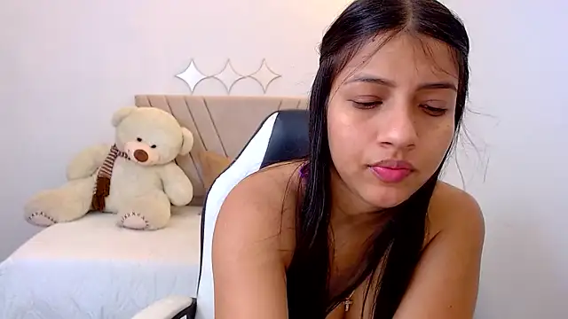 Snapshot of zara_cute chatting on 16, 7, 2026 zara cute online show from 16, 7, 2026