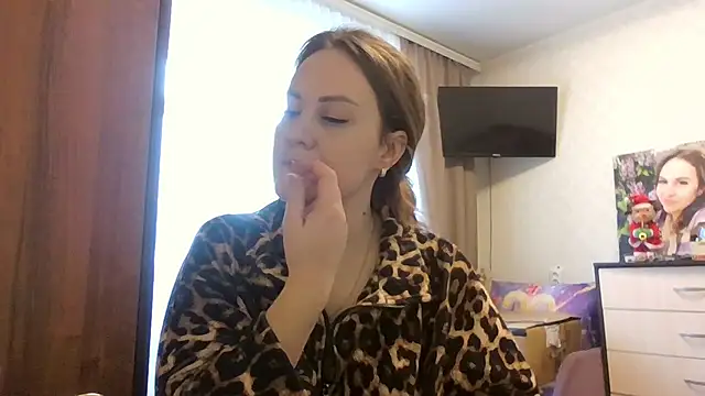 MeadowEyes online show from 14, 2, 2026