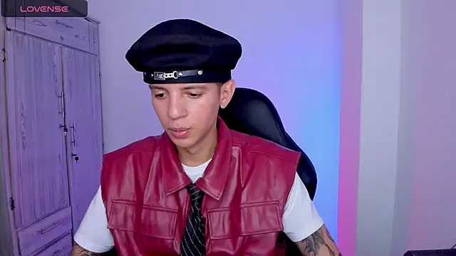 tylernova online show from 18, 5, 2026