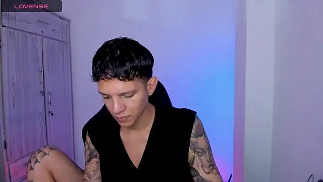tylernova online show from 19, 5, 2026