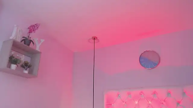 Bubbiecherry online show from 11, 11, 2025