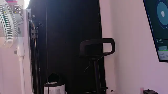 Natashaa-bluer online show from 4, 6, 2026