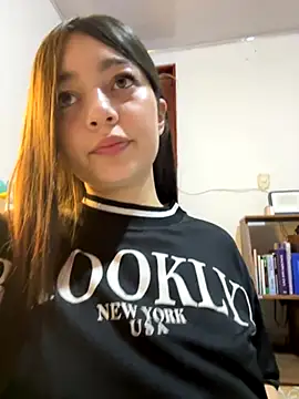   Lorelain   online show from 12, 11, 2025