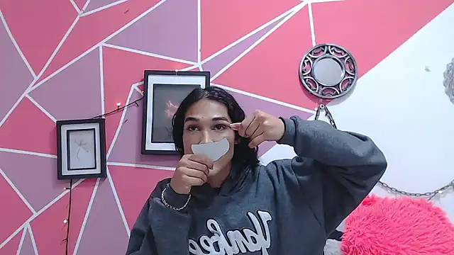 Tifany Adams online show from 12, 11, 2025