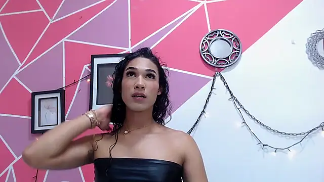 Tifany Adams online show from 13, 11, 2025