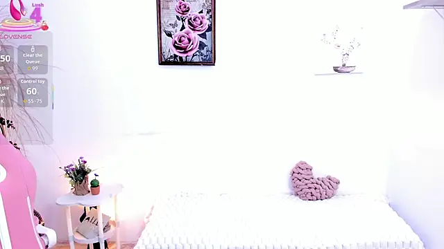 Snapshot of EmmaMyers1 chatting on 9, 7, 2026 EmmaMyers1 online show from 9, 7, 2026