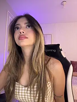 Snapshot of HoneyMollyX chatting on 8, 2, 2026 HoneyMollyX online show from 8, 2, 2026