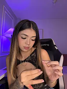 Snapshot of HoneyMollyX chatting on 27, 3, 2026 HoneyMollyX online show from 27, 3, 2026