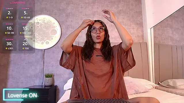 alexandralopez- online show from 24, 11, 2025