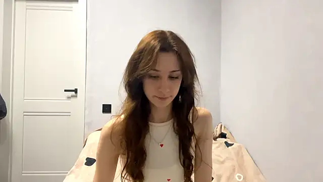 WildPeachh online show from 29, 10, 2025