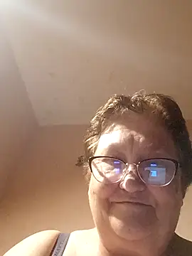 Snapshot of Katherine735 chatting on 23, 5, 2026 Katherine735 online show from 23, 5, 2026