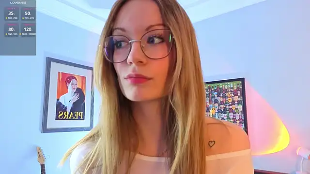 Snapshot of Edlin_gail chatting on 6, 11, 2025 Edlin gail online show from 6, 11, 2025