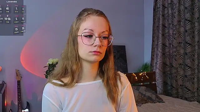 Snapshot of Edlin_gail chatting on 10, 11, 2025 Edlin gail online show from 10, 11, 2025