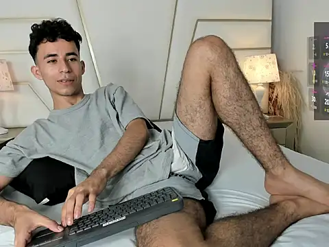 Zahir Ashar online show from 1, 11, 2025