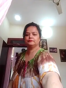 Snapshot of Honey-26 chatting on 1, 12, 2025 Honey-26 online show from 1, 12, 2025