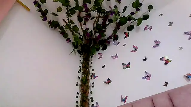 Snapshot of abby_moss_2 chatting on 12, 7, 2026 abby moss 2 online show from 12, 7, 2026