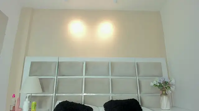 Adhara adams18 online show from 27, 11, 2025