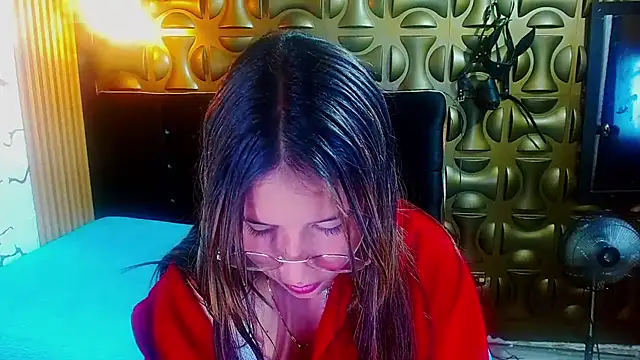 tinibunny online show from 24, 11, 2025