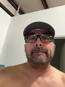 Snapshot of Fun_Time_Ron_2 chatting on 15, 10, 2025 Fun Time Ron 2 online show from 15, 10, 2025
