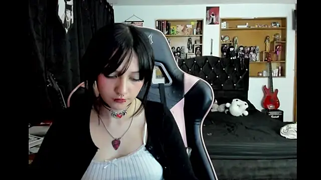 Maki Zein  online show from 13, 3, 2026