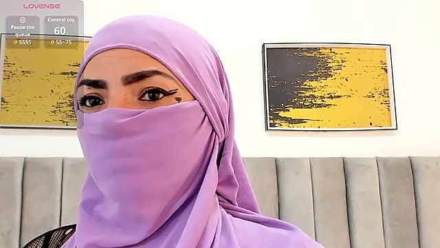  naylaa  online show from 7, 11, 2025