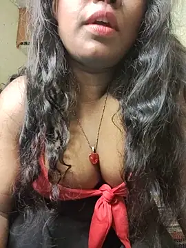 Snapshot of Lovely_Payal chatting on 11, 5, 2026 Lovely Payal online show from 11, 5, 2026