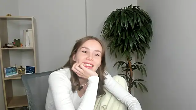 MonetLeitman online show from 11, 10, 2025