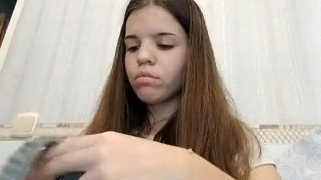 Snapshot of LonnaFekety chatting on 10, 10, 2025 LonnaFekety online show from 10, 10, 2025