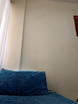 Trishabitch77 online show from 18, 1, 2026