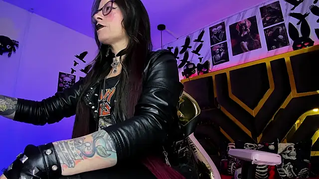 Evangelinejoness  online show from 7, 1, 2026