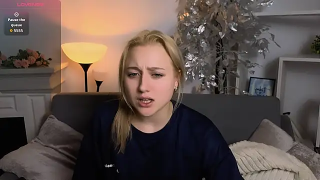 Lulu   Moon online show from 17, 12, 2025