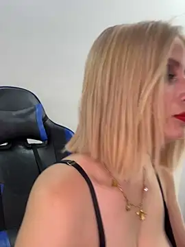 Adeline 1 online show from 22, 12, 2025