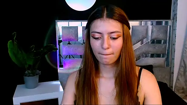 Snapshot of viky_evanss chatting on 13, 11, 2025 viky evanss online show from 13, 11, 2025