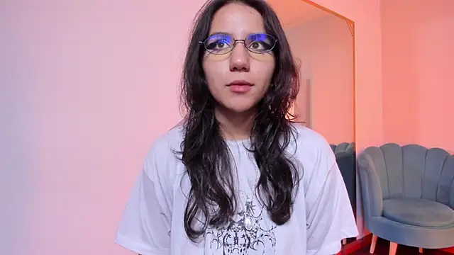 HollyPeach online show from 22, 3, 2026