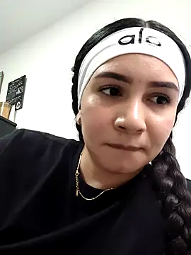 Snapshot of sophia_salazar18 chatting on 23, 10, 2025 sophia salazar18 online show from 23, 10, 2025