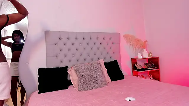 SofiRuiz  online show from 11, 1, 2026