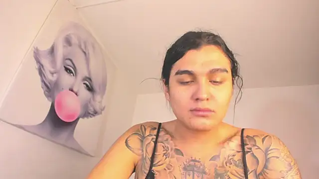 BiancaValentinna online show from 12, 11, 2025