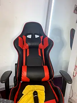  Lissa 01 online show from 6, 11, 2025