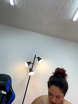  Lissa 01 online show from 21, 11, 2025