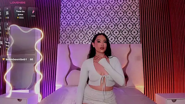 BEELLA TAY1 online show from 20, 11, 2025