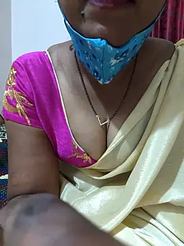 Snapshot of Best_Kannada_Couple chatting on 14, 10, 2025 Best Kannada Couple online show from 14, 10, 2025