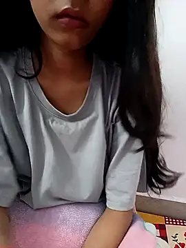 Mustardqueen online show from 26, 10, 2025