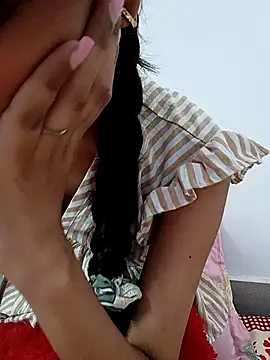 Mustardqueen online show from 27, 10, 2025