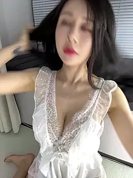 yiyi 3523 online show from 27, 5, 2026