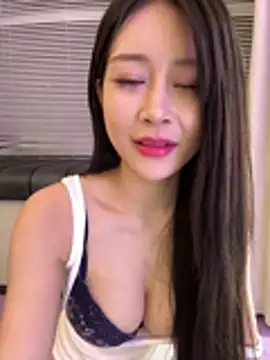 yiyi 3523 online show from 6, 7, 2026